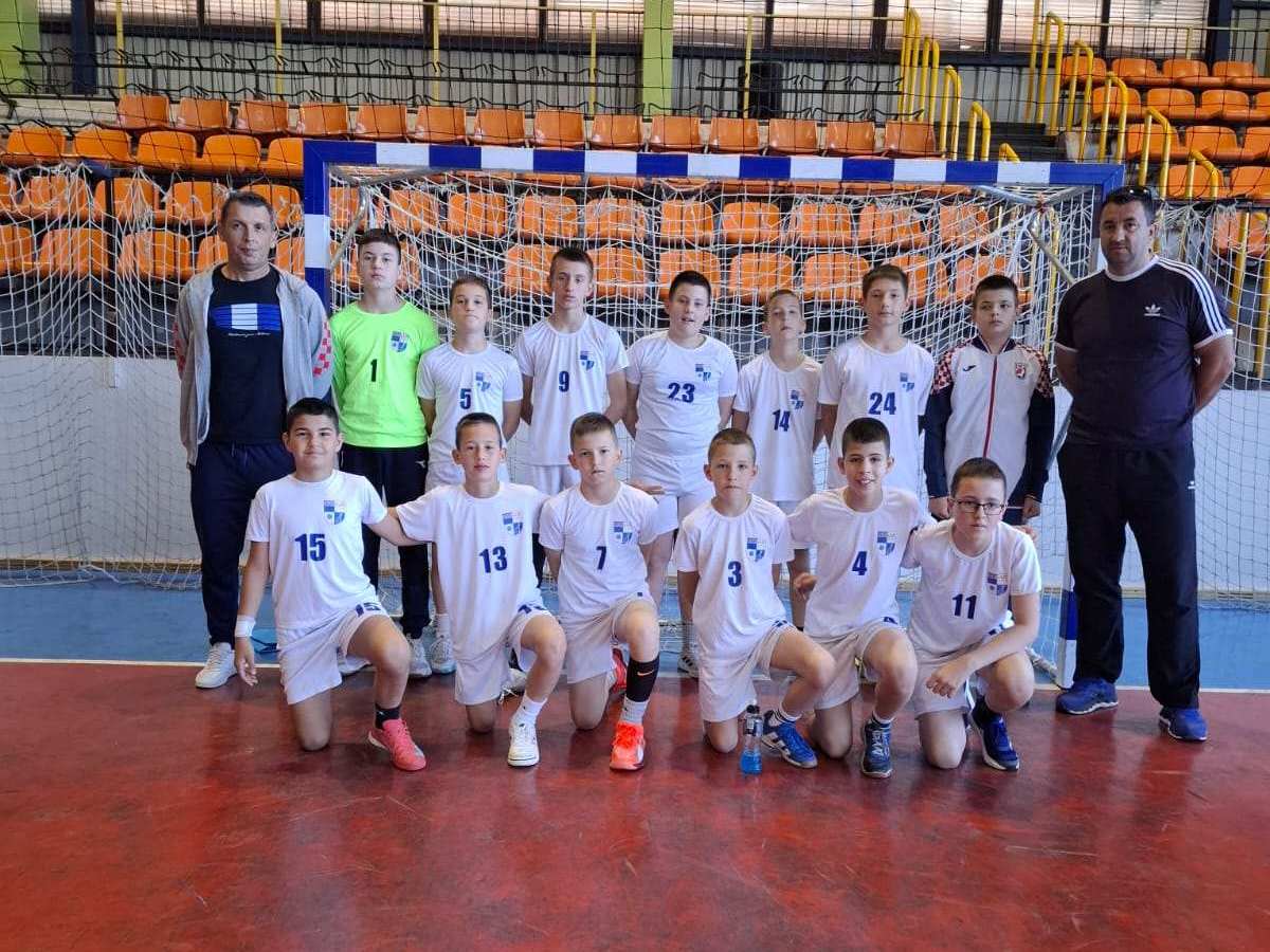 ŠŠD „Gusar“ OŠ don Mihovila Pavlinovića Metković ŠŠD „Gusar“ OŠ don Mihovila Pavlinovića Metković